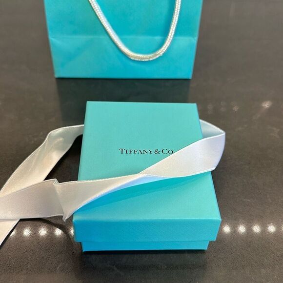 Tiffany & Co. Jewelry Box Bundle (5 Piece) - Picture 7 of 7